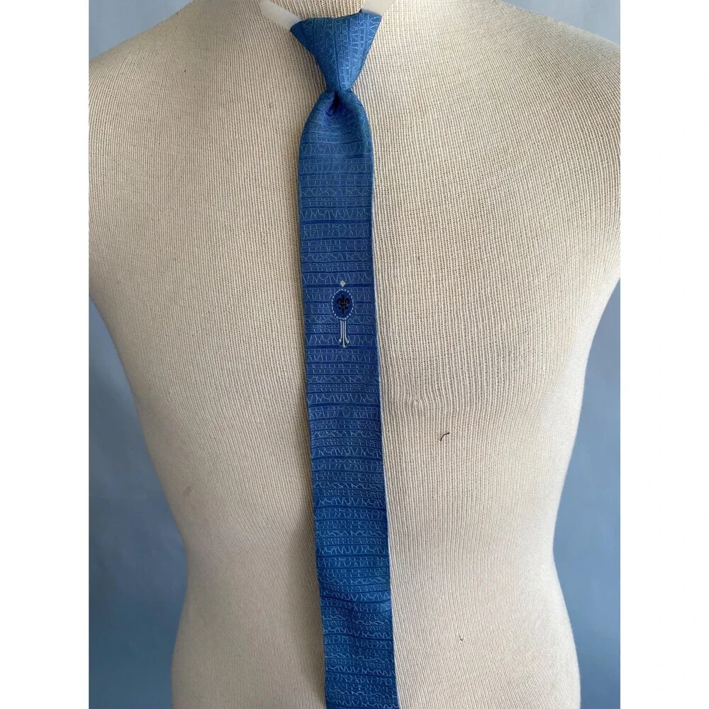 Vintage MidCentury Fleur De Lis Blue Black White Textured Clip on Tie